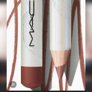 MAC lip Liner In Spiced Tea